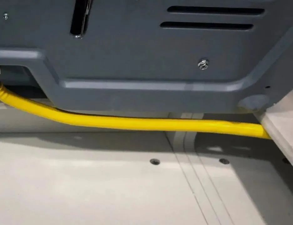 144050hqd2df40y8d6bj7j.jpeg
